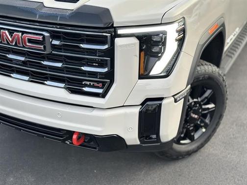2026 GMC Sierra 2500 AT4