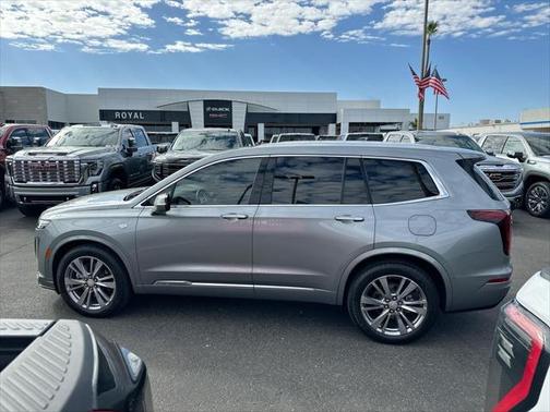 2023 Cadillac XT6 Premium Luxury FWD