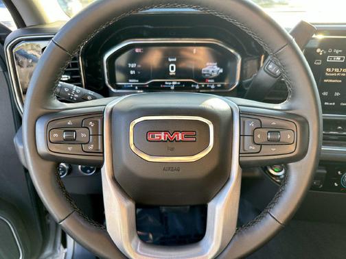 Sterling Metallic 2024 GMC Sierra 1500 SLE