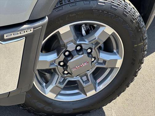 2025 GMC Sierra 2500 SLE