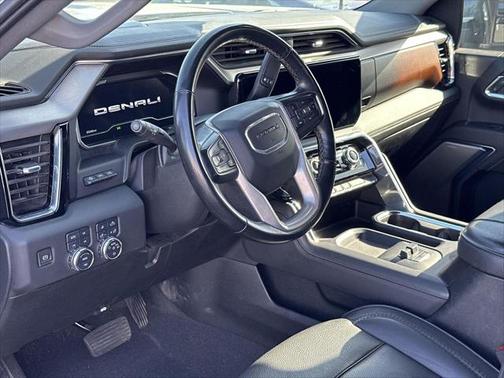 2024 GMC Sierra 2500 Denali
