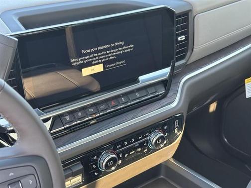 2025 GMC Sierra 2500 SLT