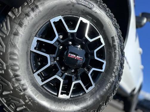 2026 GMC Sierra 2500 AT4X