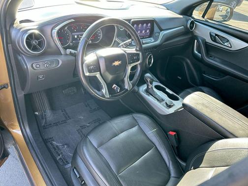 Sunlit Bronze Metallic 2019 Chevrolet Blazer 3LT