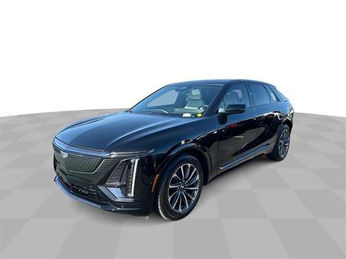 2025 Cadillac LYRIQ Sport