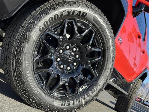2025 GMC HUMMER EV Pickup 2X