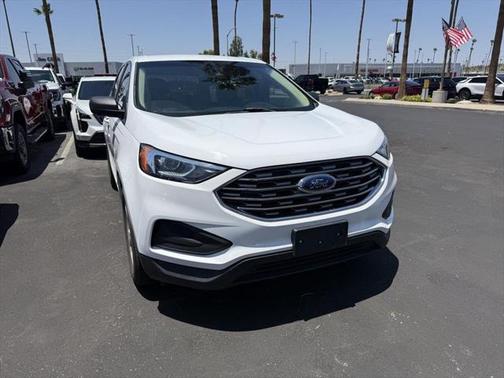 2020 Ford Edge SE