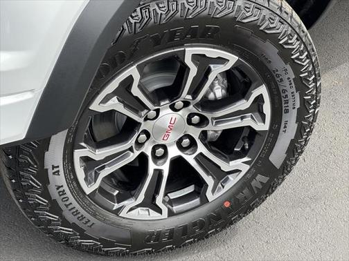 2025 GMC Canyon Base