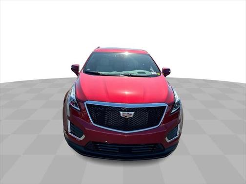 2025 Cadillac XT5 Sport