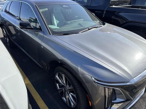 2023 Cadillac LYRIQ Luxury