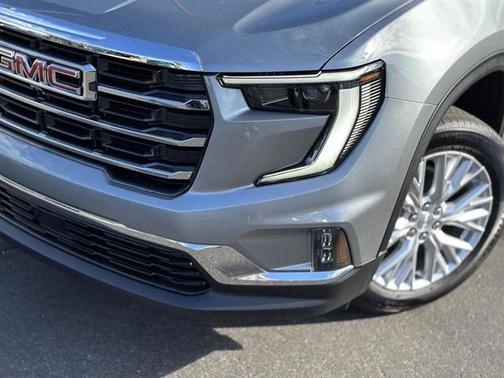 2026 GMC Acadia FWD Elevation