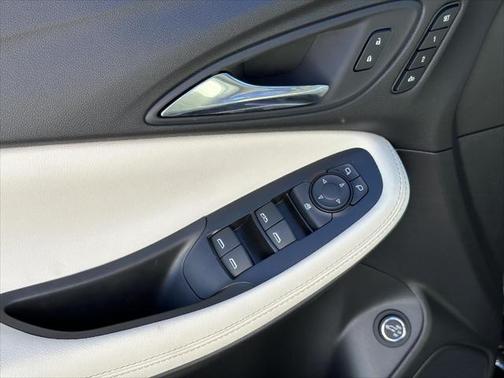 2025 Buick Encore GX Avenir