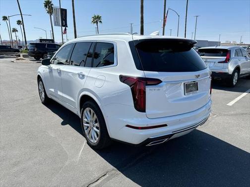 2025 Cadillac XT6 Premium Luxury FWD