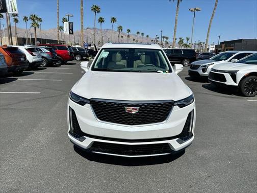 2025 Cadillac XT6 Premium Luxury FWD