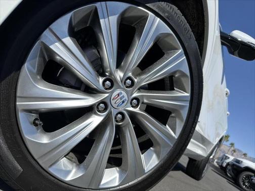 2025 Buick Envista Avenir FWD