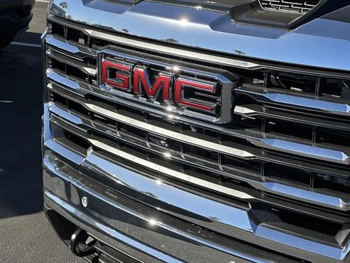 2026 GMC Sierra 2500 SLT