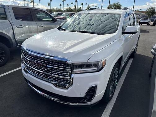 2020 GMC Acadia Denali