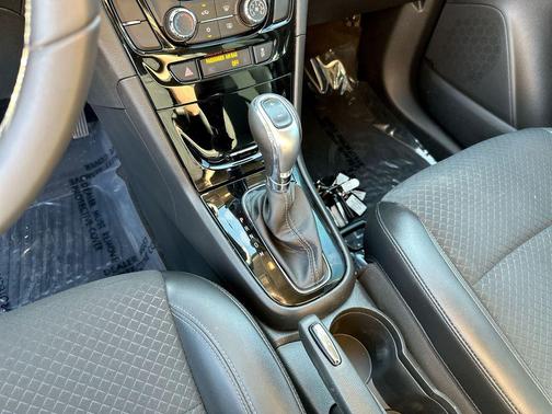 Quicksilver Metallic 2022 Buick Encore Preferred