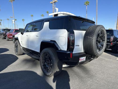 2025 GMC HUMMER EV SUV 2X