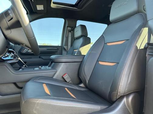 2025 GMC Sierra 2500 AT4