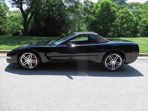2002 Chevrolet Corvette Base