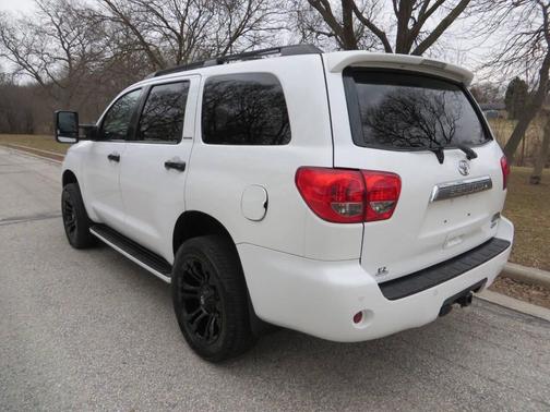 2014 Toyota Sequoia Limited