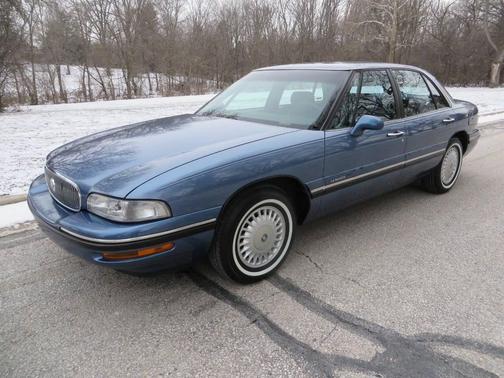 1998 Buick LeSabre Custom 4dr Sedan
