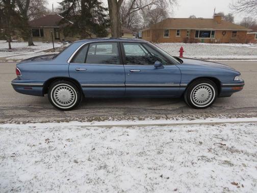 1998 Buick LeSabre Custom 4dr Sedan