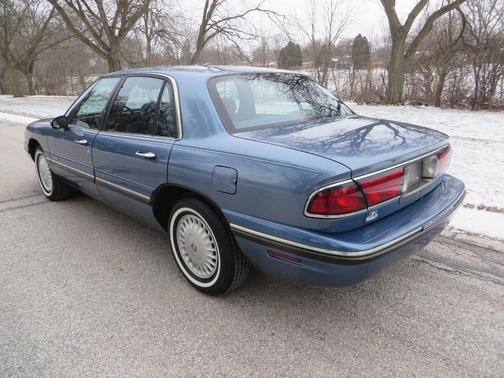 1998 Buick LeSabre Custom 4dr Sedan