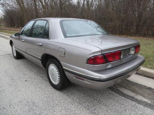 1997 Buick LeSabre Custom 4dr Sedan
