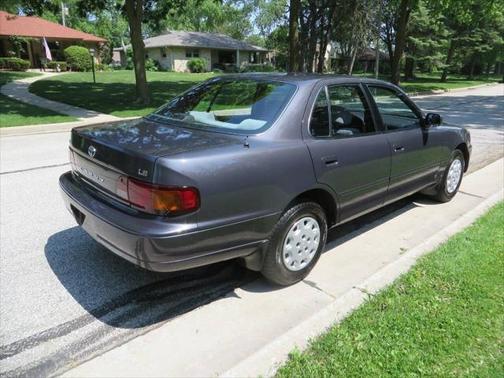 1996 Toyota Camry LE