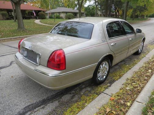 2008 Lincoln Town Car Signature