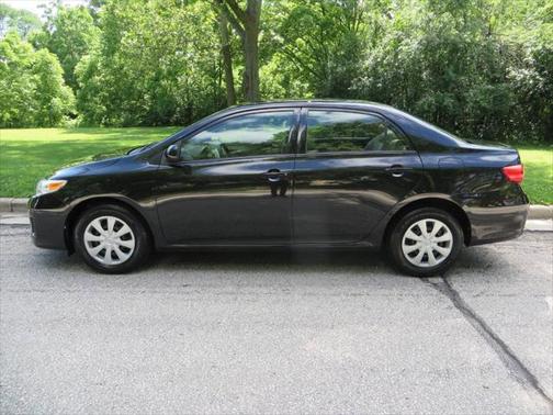 2011 Toyota Corolla LE