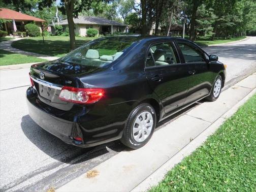 2011 Toyota Corolla LE