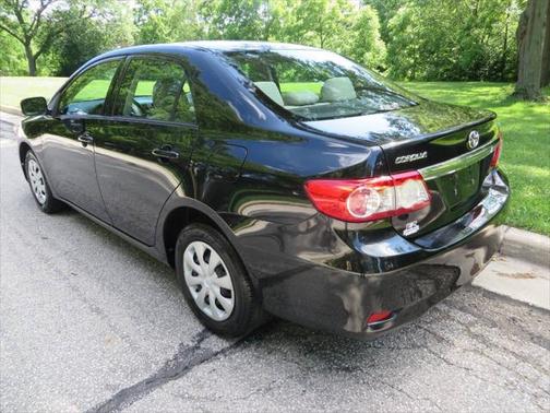 2011 Toyota Corolla LE