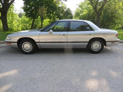 1999 Buick LeSabre Custom 4dr Sedan