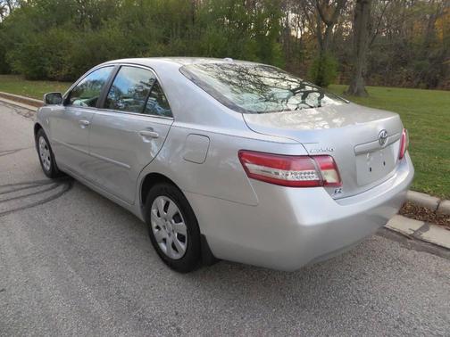 2010 Toyota Camry LE