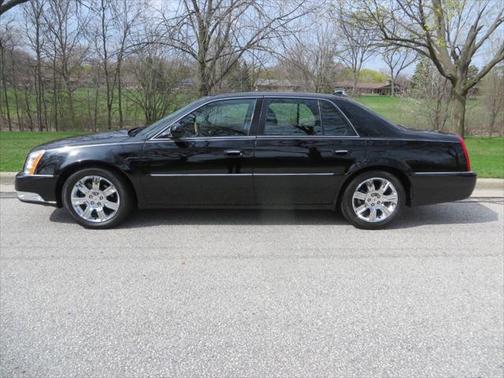 2011 Cadillac DTS Platinum Collection