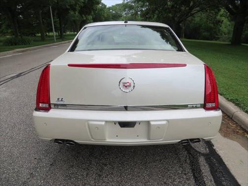 2007 Cadillac DTS Luxury