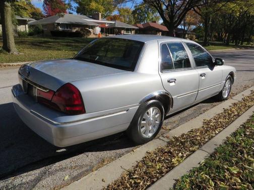 2003 Mercury Grand Marquis LS Premium 4dr Sedan