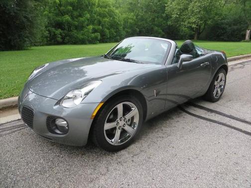 2007 Pontiac Solstice GXP 2dr Convertible
