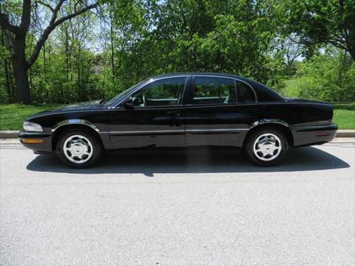 1998 Buick Park Avenue Ultra Supercharged 4dr Sedan