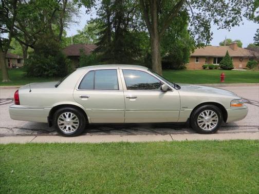 2005 Mercury Grand Marquis LS