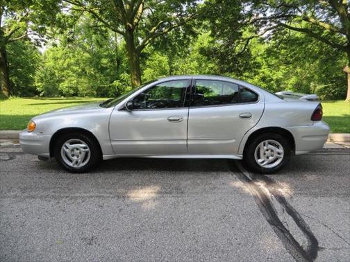 2005 Pontiac Grand Am SE Fleet 4dr Sedan