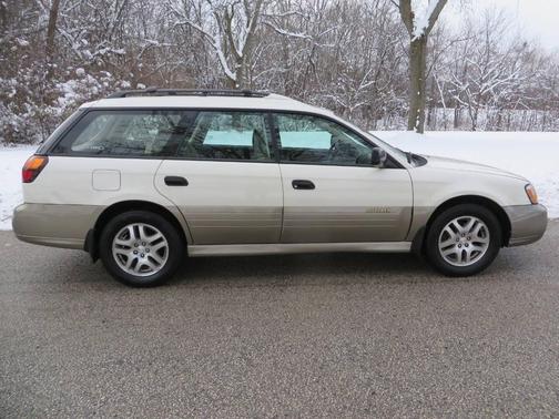 2003 Subaru Outback Base