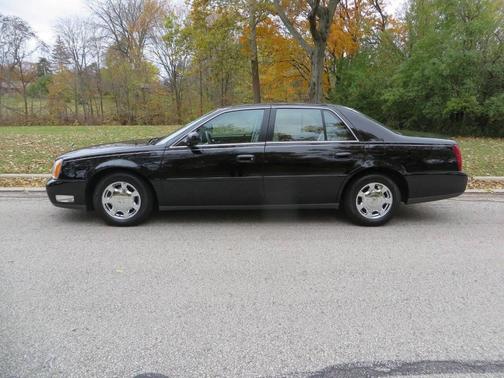 2002 Cadillac DeVille Base
