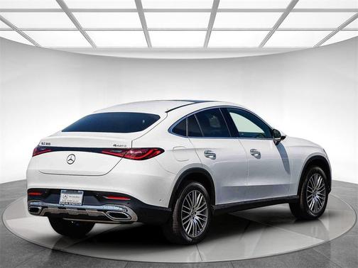 2026 Mercedes-Benz GLC 300 4MATIC Coupe