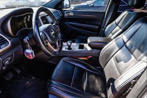 2015 Jeep Grand Cherokee Laredo