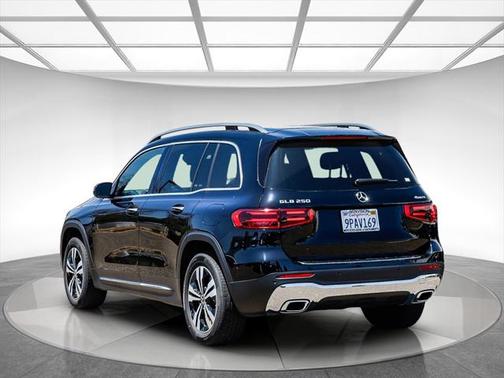2025 Mercedes-Benz GLB 250 4MATIC