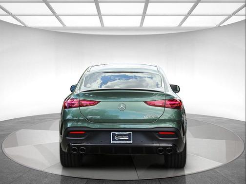 MANUFAKTUR Ireland Mid Green Metallic 2026 Mercedes-Benz AMG GLE 53 4MATIC+ Coupe